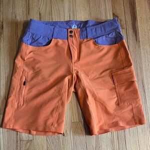 Club Ride Traverse Baggy Mountain Bike Shorts in Orange and Purple - M
